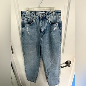 Zara mom jeans. Size 6
